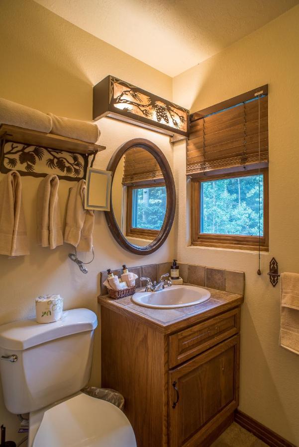 Alpine Village Suites Taos Ski Valley Extérieur photo